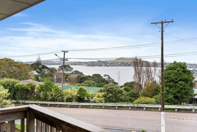 Kiwi Holiday Home With A View Auckland Eksteriør billede